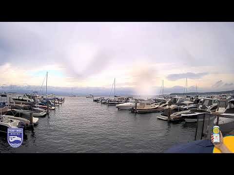 Ferry Dock Marina, Burlington, Vermont live webcam