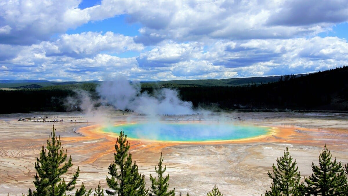 Yellowstone Weather by Month: What to Expect Year-Round