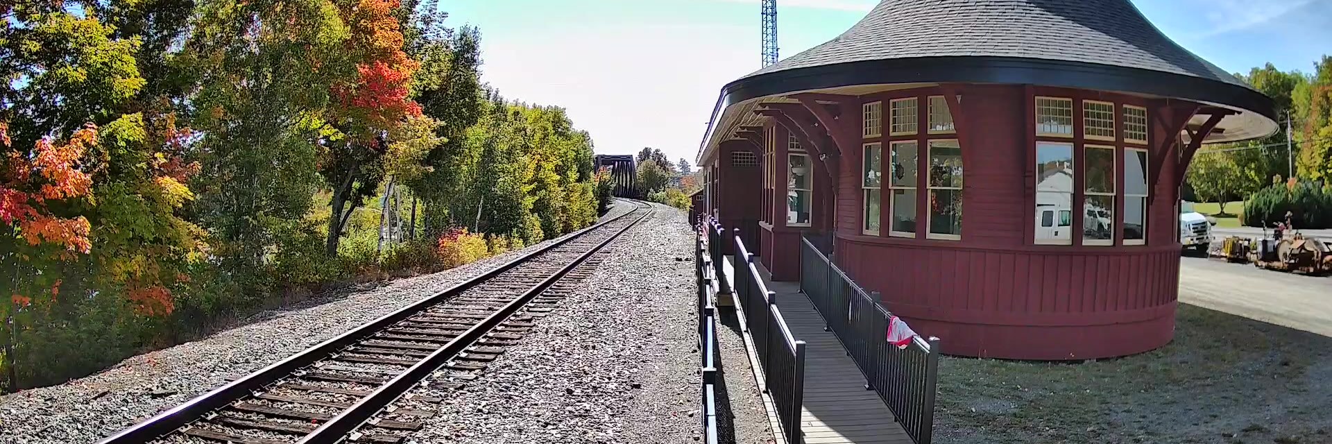 10 Best Fall Foliage Webcams to Watch the Leaves Change