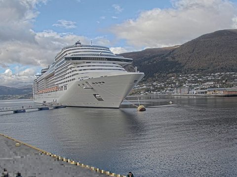A cruise ship moored at Nordfjordeid's SeaWalk floating pier on the live webcam